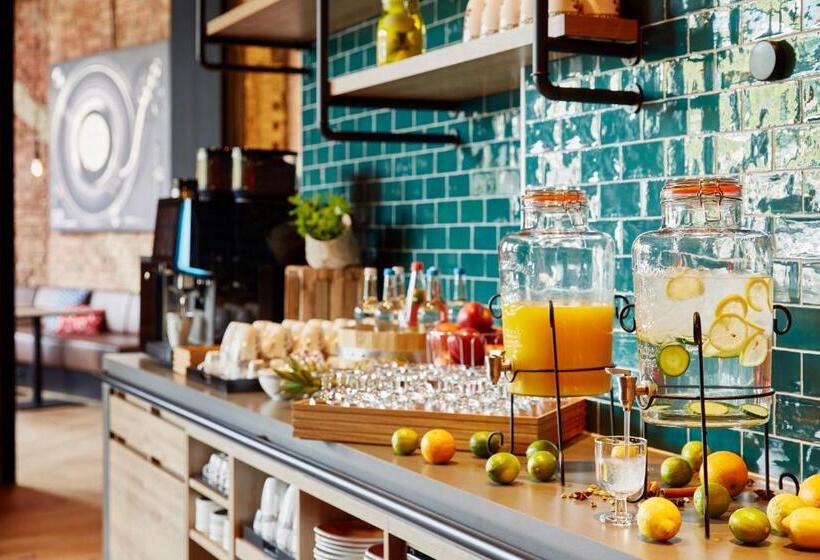 Me And All Hotel Hanover, By Hyatt