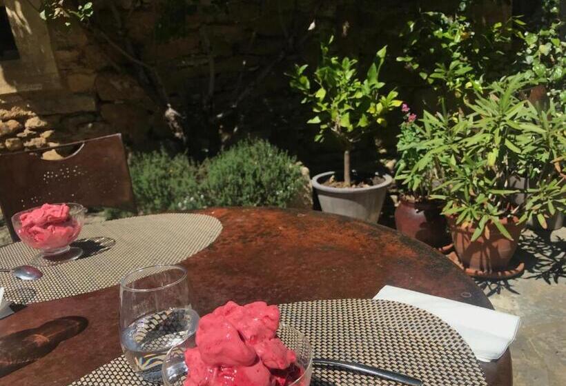 膳宿费 Les Aiguières En Provence