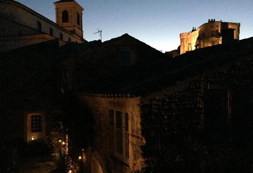 膳宿费 Les Aiguières En Provence