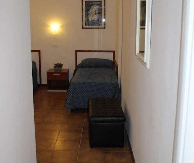 پانسیون Lia Rooms 4