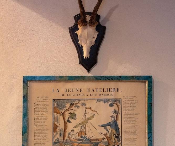 אתר נופש Eleven Chalet Hibou