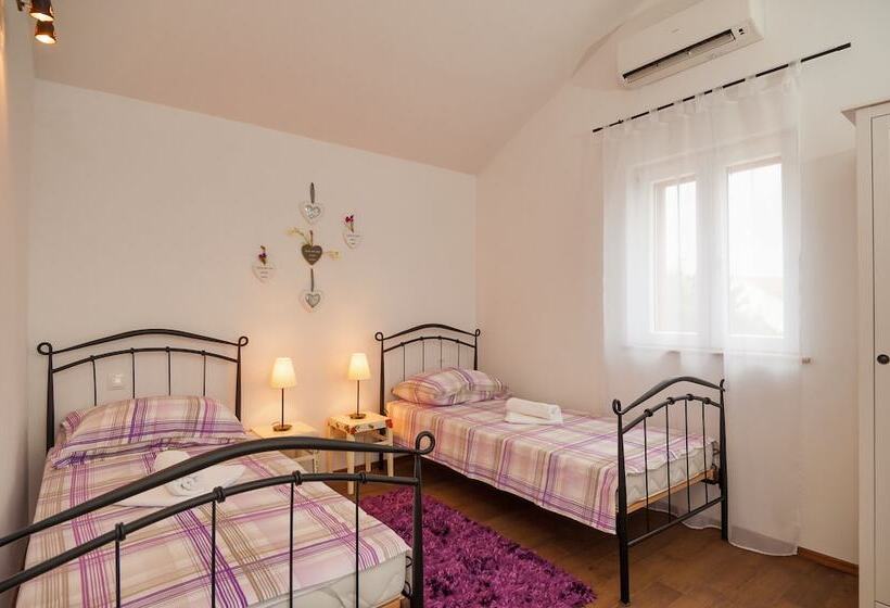 Villa Helena