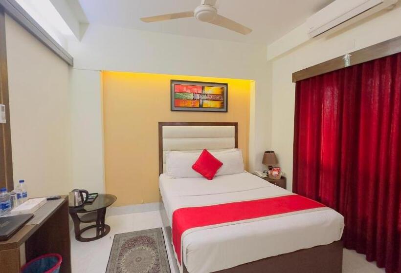 هتل Grand Circle Inn