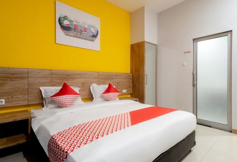 Отель Oyo 3159 Festive Inn