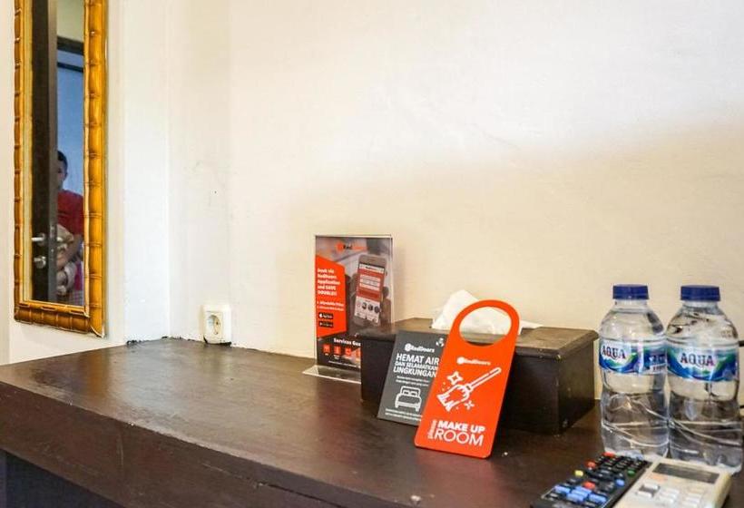 هتل Reddoorz Near Jalan Yos Sudarso Manokwari