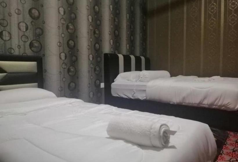 酒店 Spot On 89832 Famili Inn Ombak Rindu