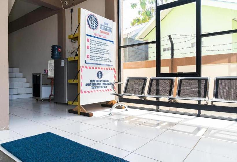 پانسیون Koolkost Female Syariah Near Uniska Banjarbaru