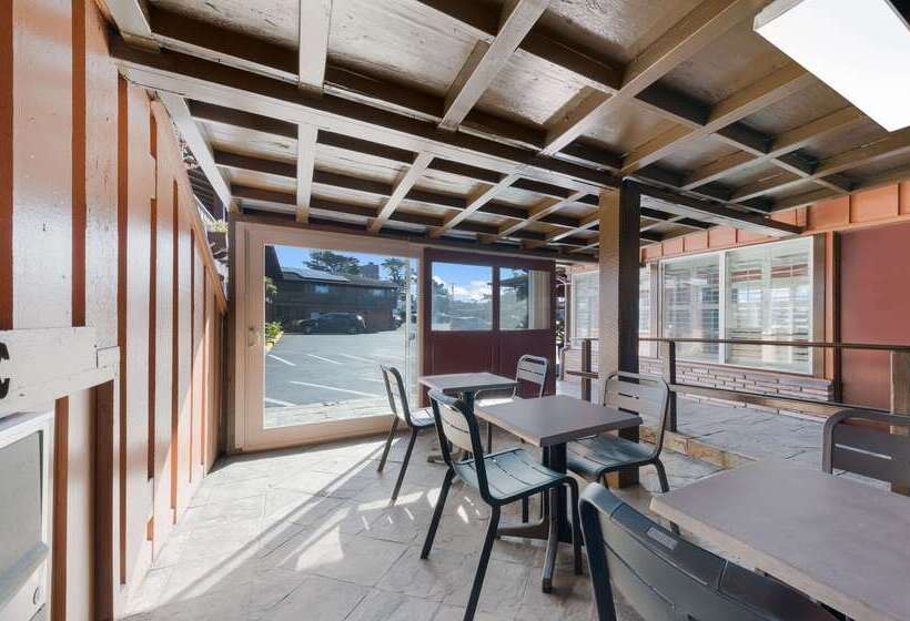 هتل Clarion  Collection Wilkie S Inn Pacific Grove  Monterey