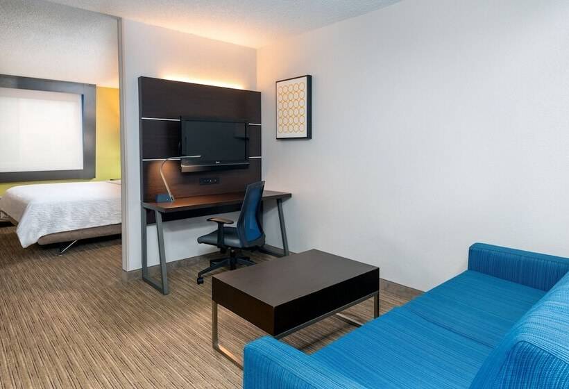 Отель Holiday Inn Express Miami Airport Doral Area, An Ihg