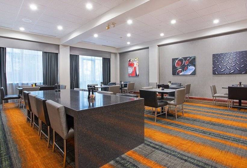 هتل Holiday Inn University Plaza Bowling Green, An Ihg