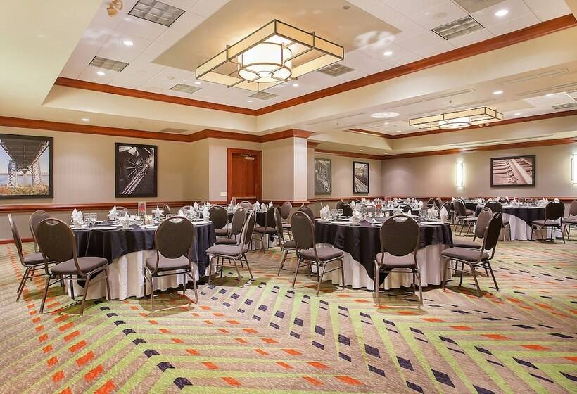 هتل Holiday Inn University Plaza Bowling Green, An Ihg