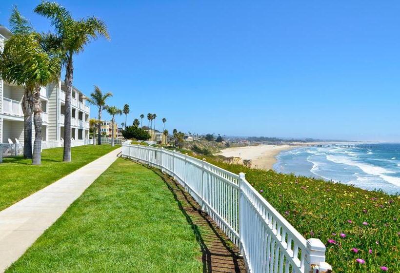 هتل Pismo Lighthouse Suites