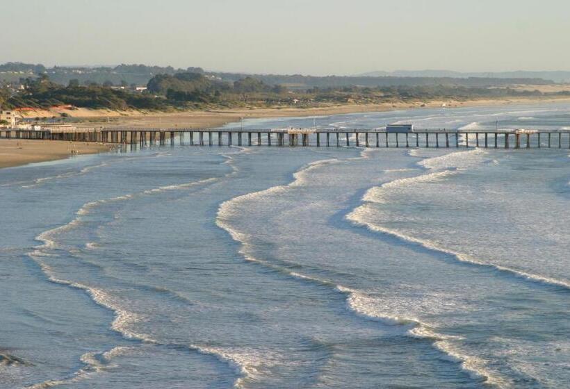 هتل Pismo Lighthouse Suites