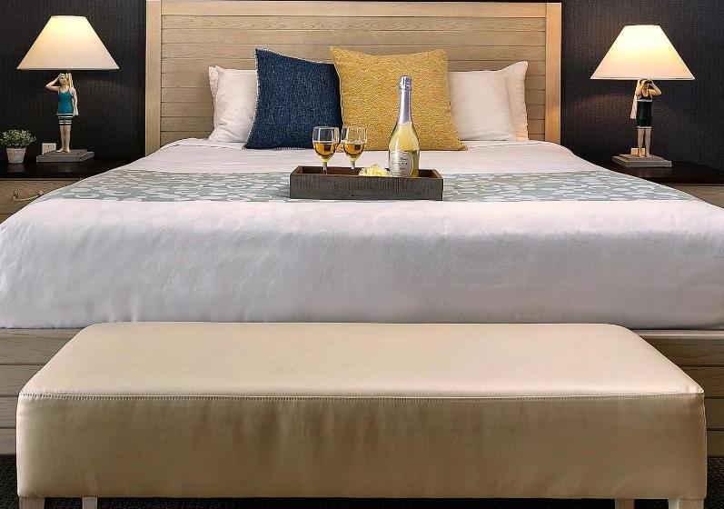 هتل Pismo Lighthouse Suites