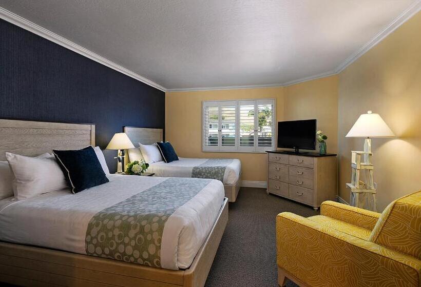 هتل Pismo Lighthouse Suites