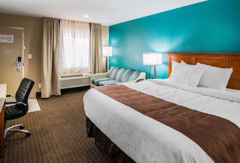 هتل Quality Inn & Suites Near White Sands National Park