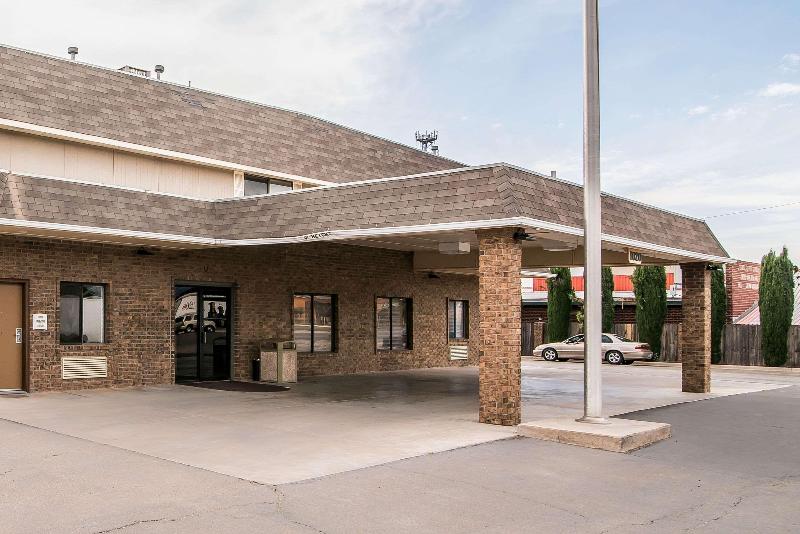 هتل Quality Inn & Suites Near White Sands National Park