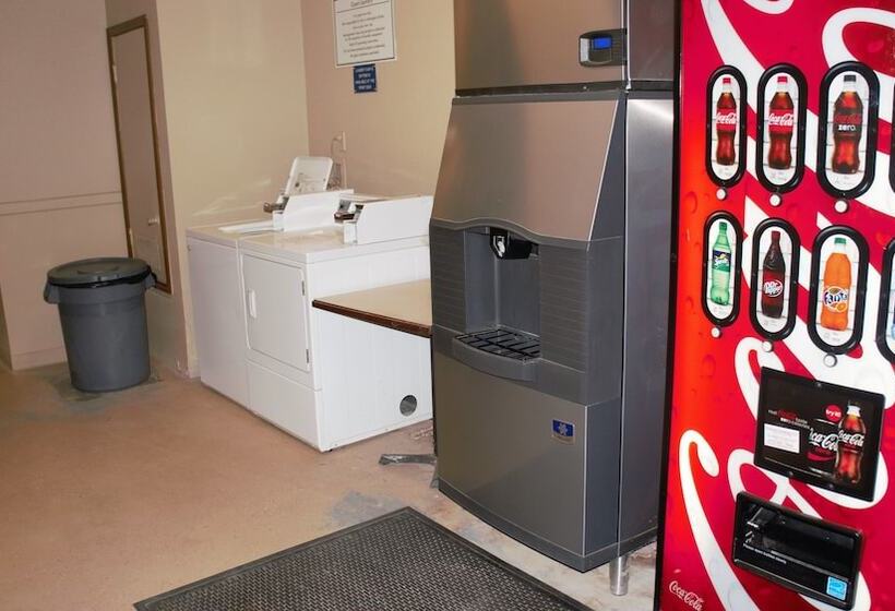 هتل Quality Inn & Suites Near White Sands National Park