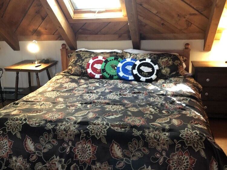 هتل Red Elephant Inn Bed And Breakfast
