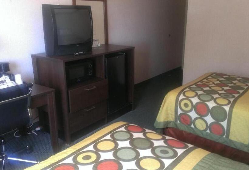 هتل Quality Inn