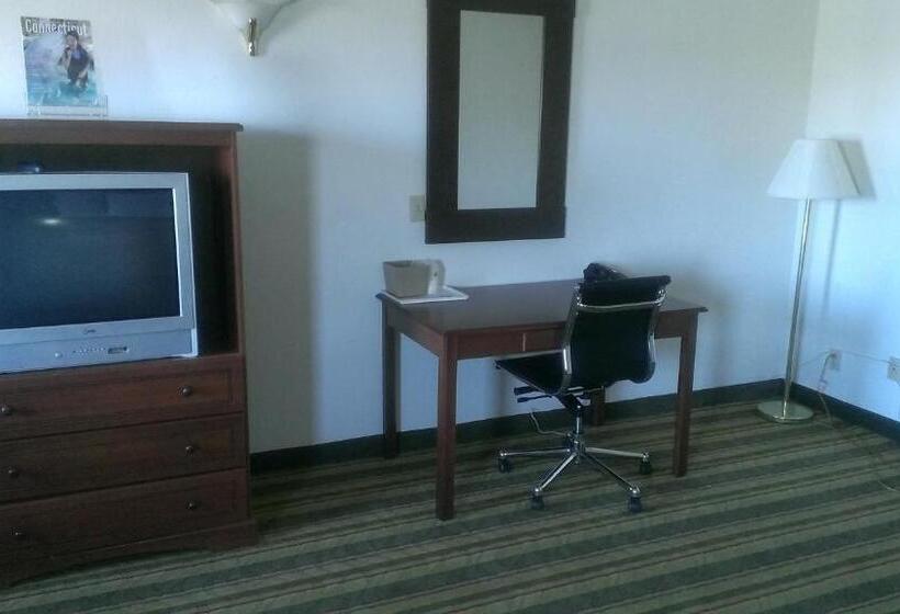 هتل Quality Inn