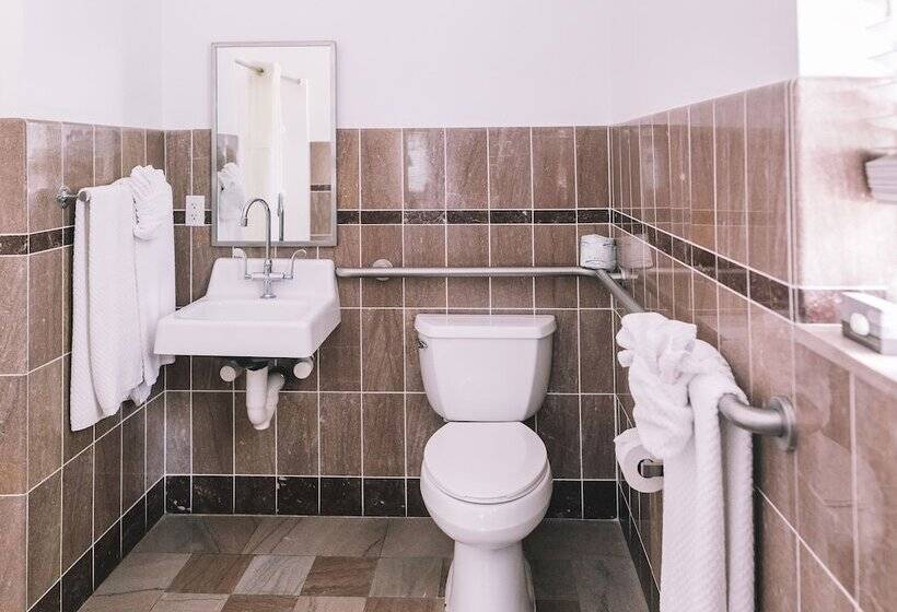 酒店 The Lodge At Wakulla Springs