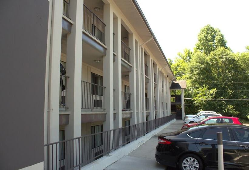 هتل The University Inn At Emory