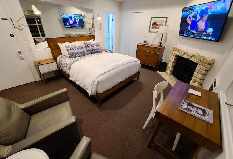 هتل The Vagabond S House Boutique Inn