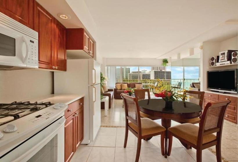 호텔 Waikiki Shore By Outrigger