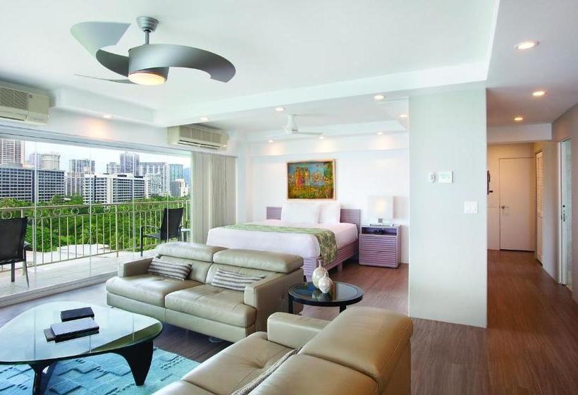 호텔 Waikiki Shore By Outrigger