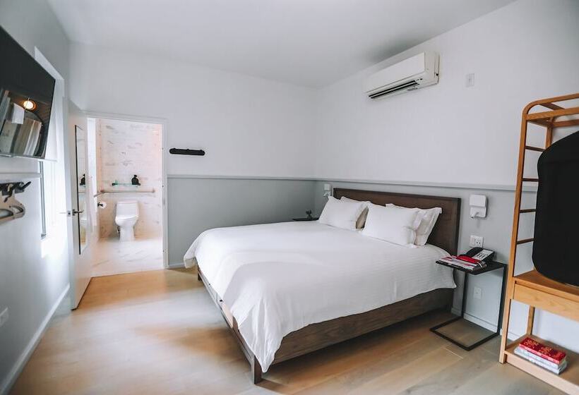 Washington Jefferson At Times Square