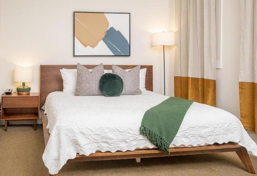 هتل Washington Square Inn