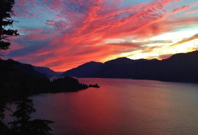 Отель Westcliff Lodge