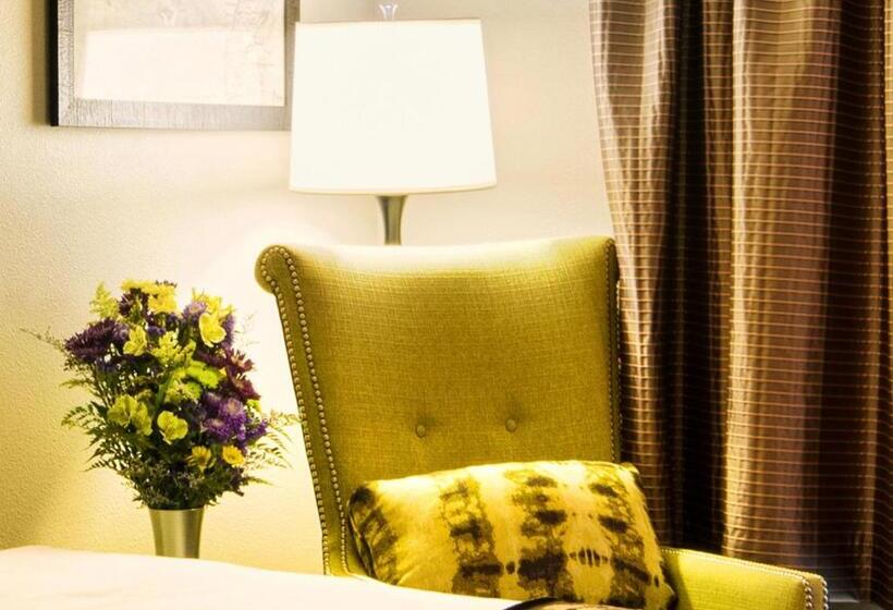 Отель Holland America Skagway Inn