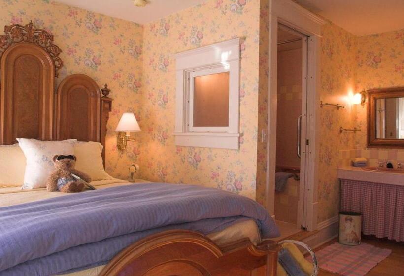 هتل White Lace Inn