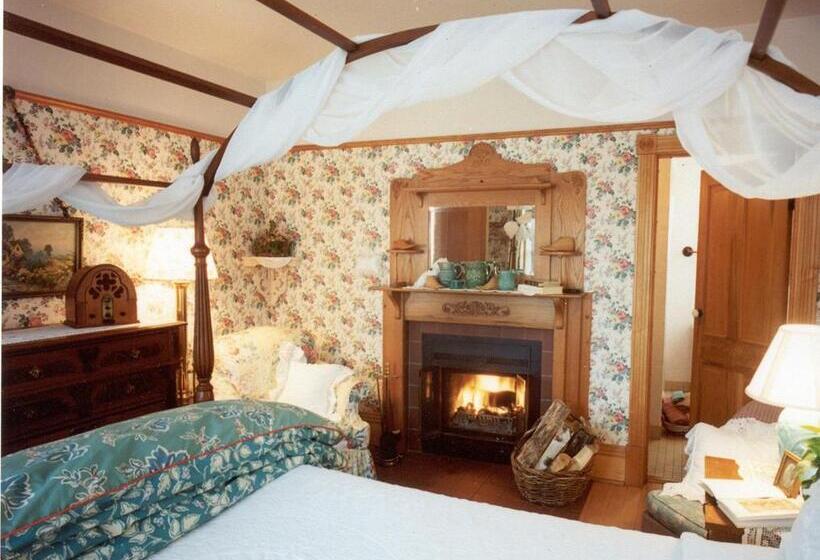 هتل White Lace Inn