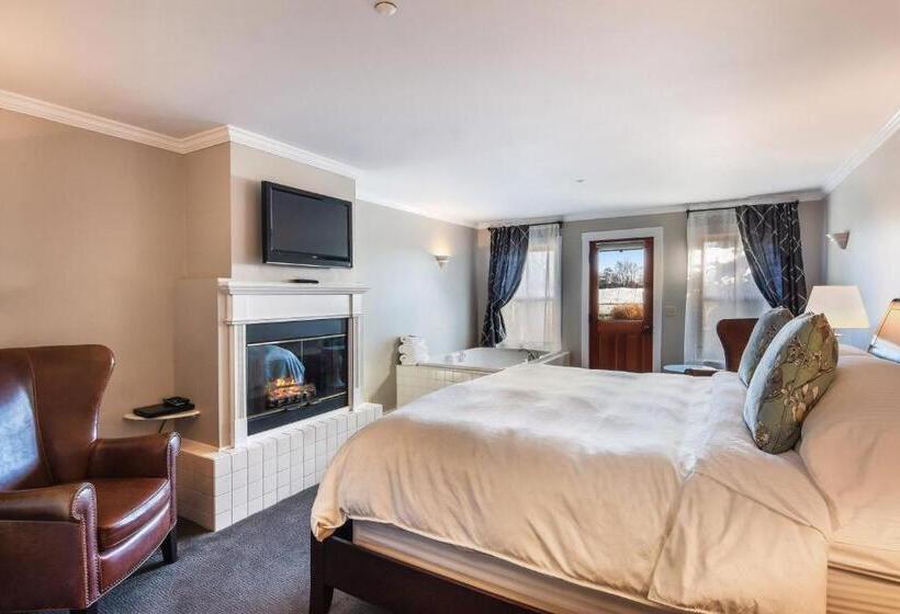Отель Wild Iris Inn