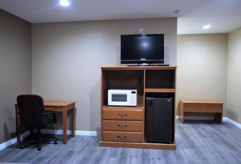 Мотель Executive Inn