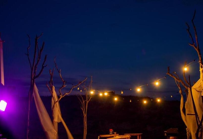 هتل Mana Star Lounge