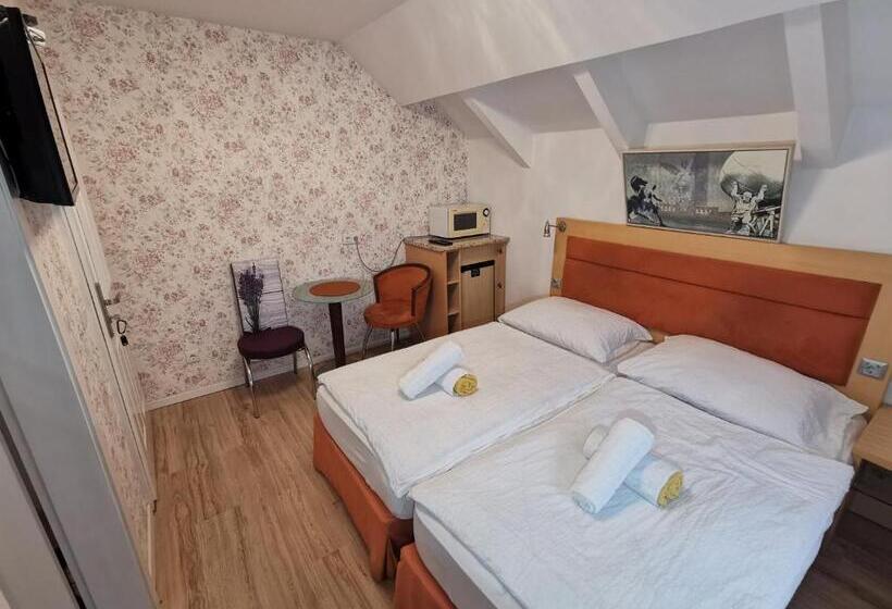 Pension Föhrenhain
