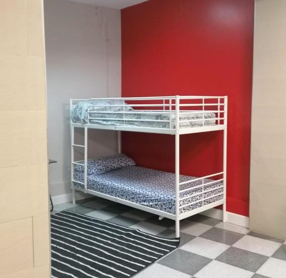 هاستل Pensión Casa Rosa