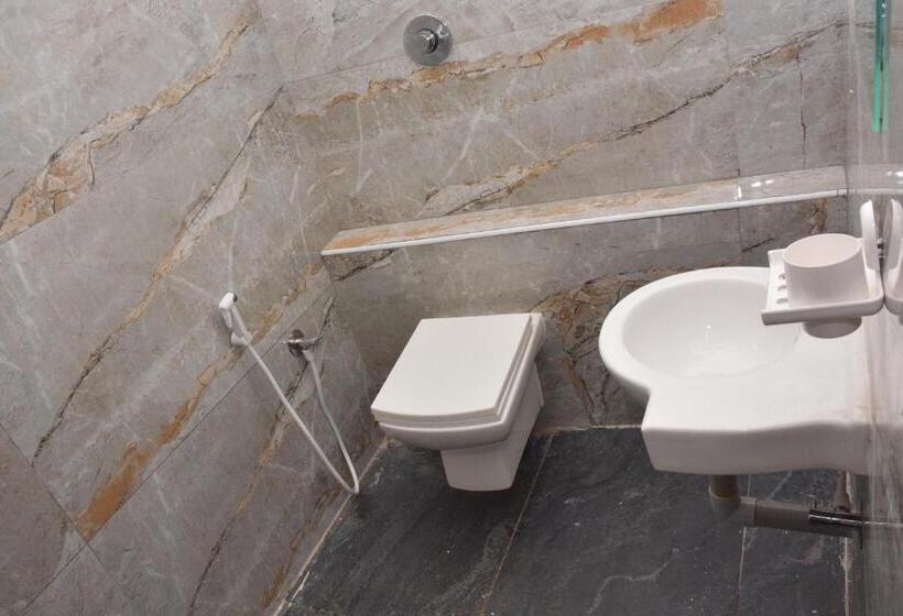 בית מלון כפרי Arihanth Inn