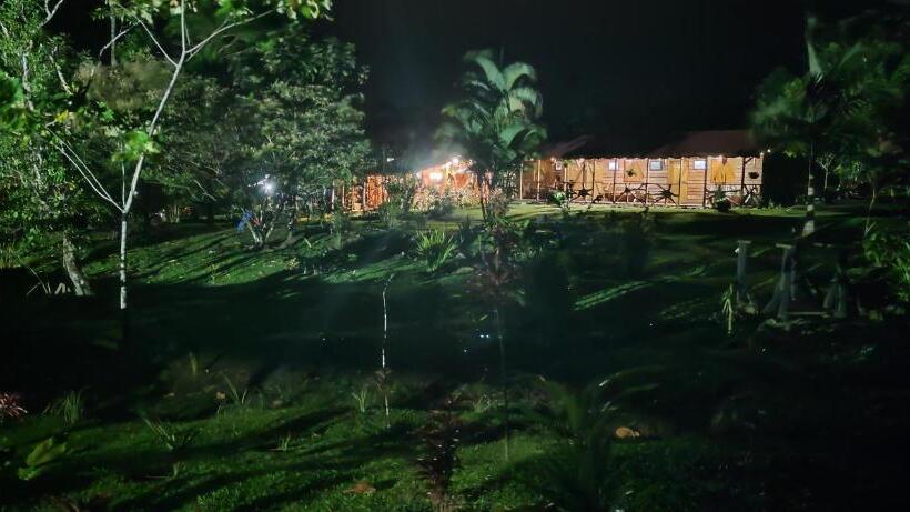 تختخواب و صبحانه Oski Lodge, Rain Forest Rincón De La Vieja