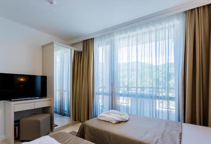 هتل Onyx Beach Residence   Free Parking & Beach Access