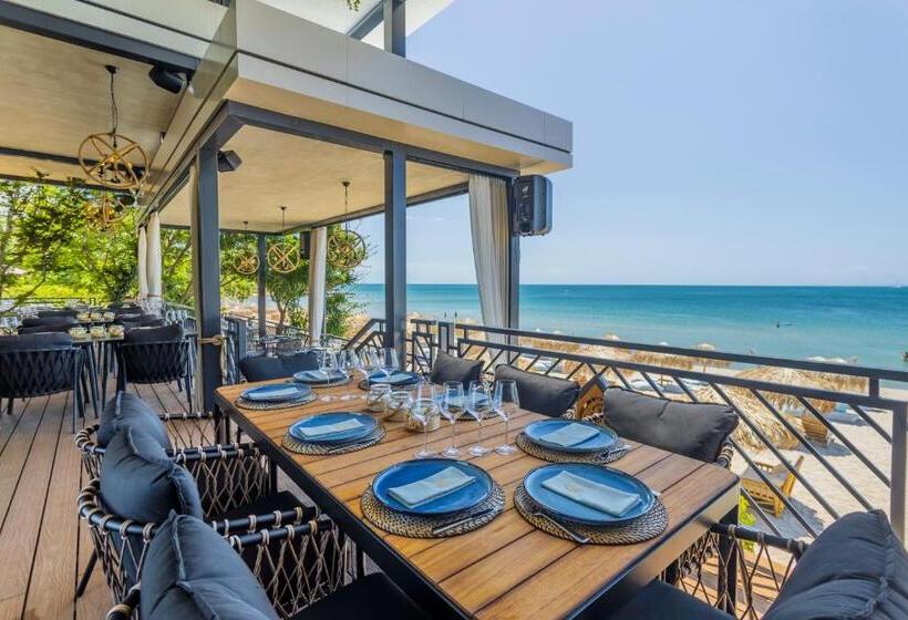 هتل Onyx Beach Residence   Free Parking & Beach Access