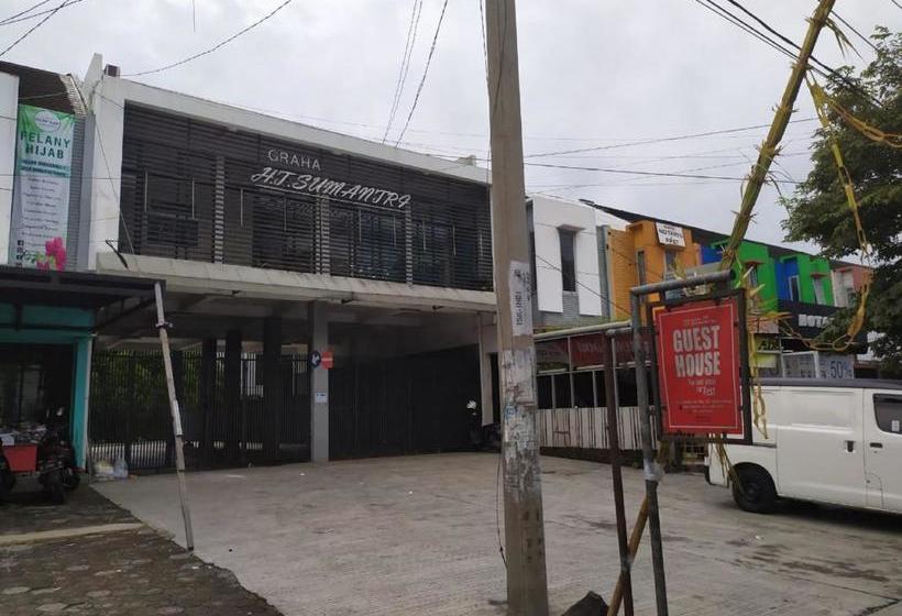 هتل Graha Ht Sumantri Mitra Reddoorz