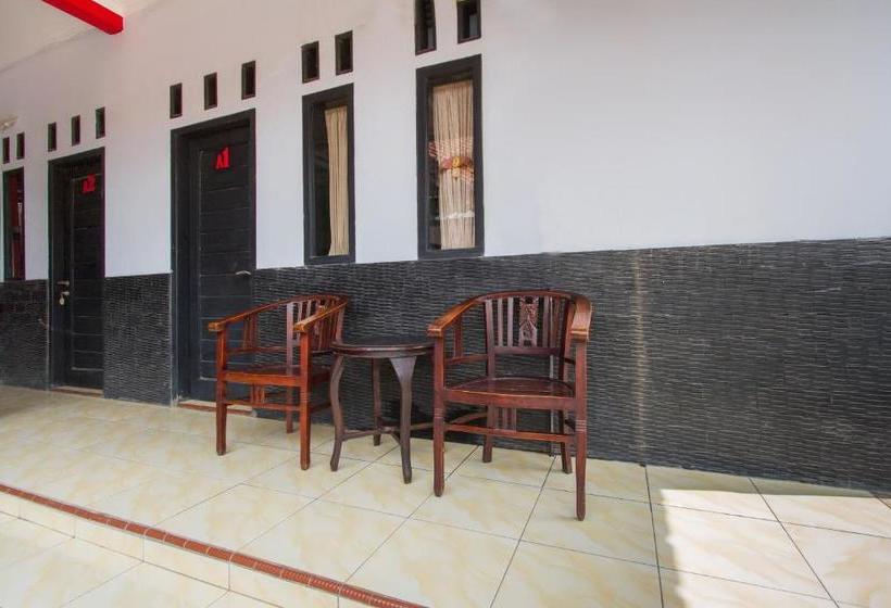 هتل Oyo 3126 Penginapan Suka Asih