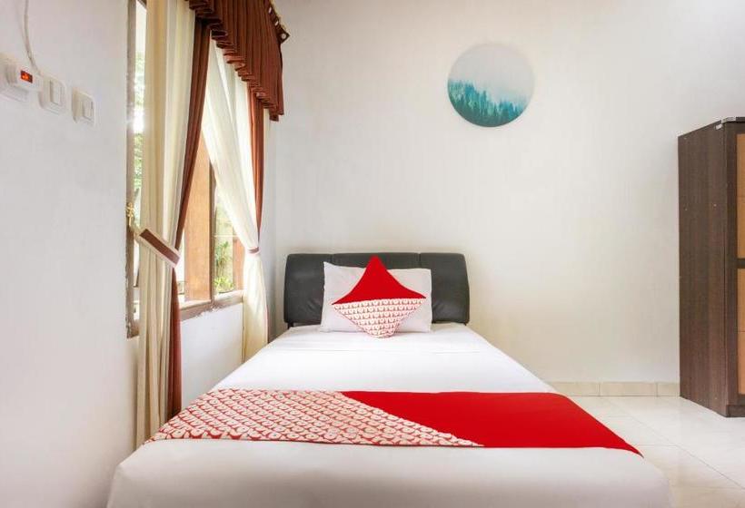 هتل Oyo 3139 Naya Guest House Syariah