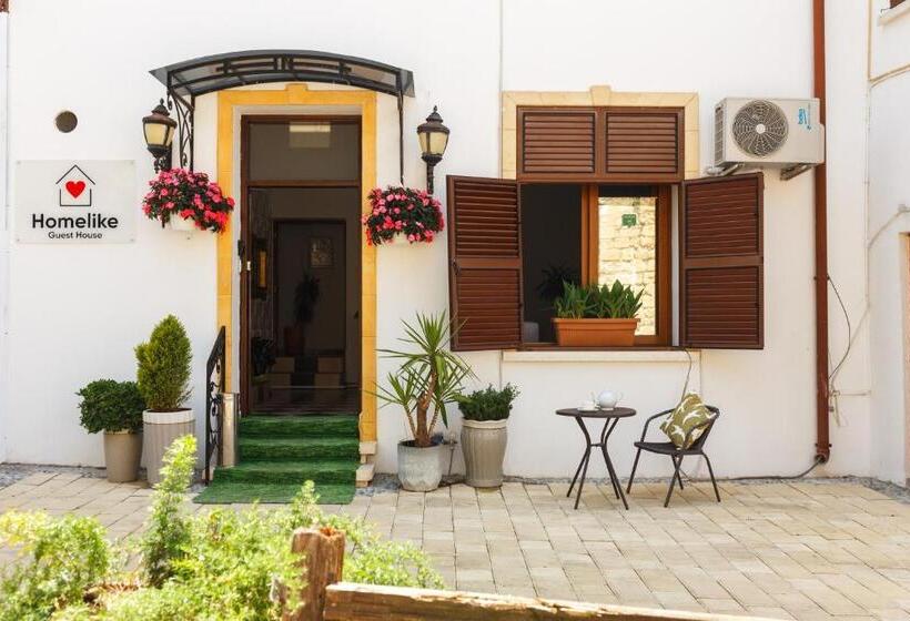 هاستل Homelike Guest House