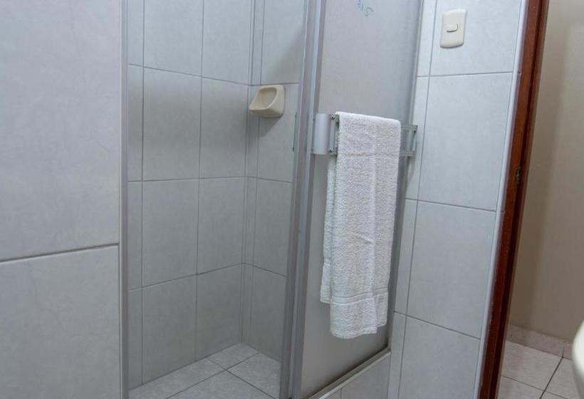 호스텔 Hostal Roma